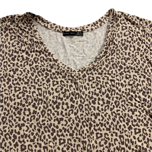 Black Tape | Leopard Print V-Neck T-Shirt Soft Stretchy Plus Size 1X - Picture 10 of 10